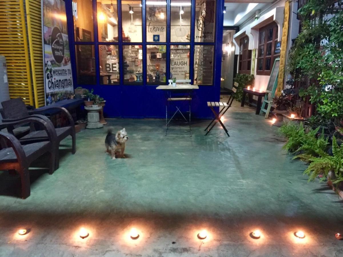 Chiangmai Hometel Csiangmaj Kültér fotó